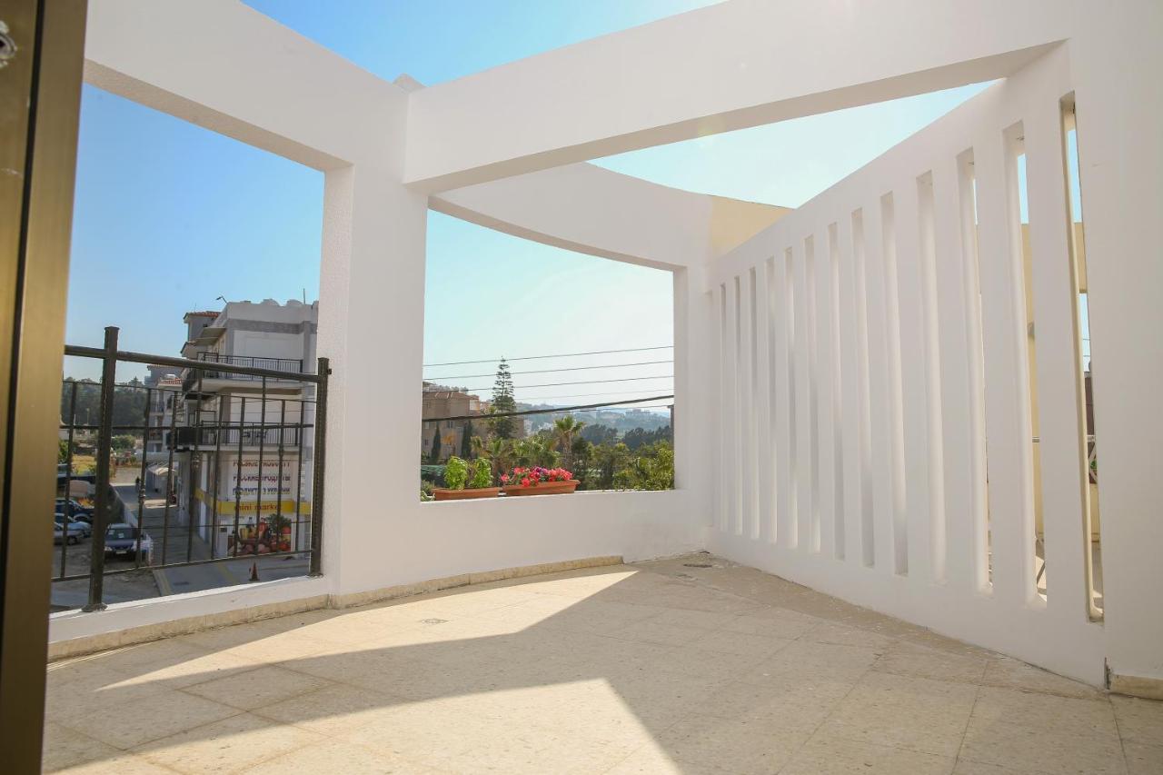 Spacious 2 Bedroom Appartment Near Mall -Internet 1Gbps Paphos Kültér fotó